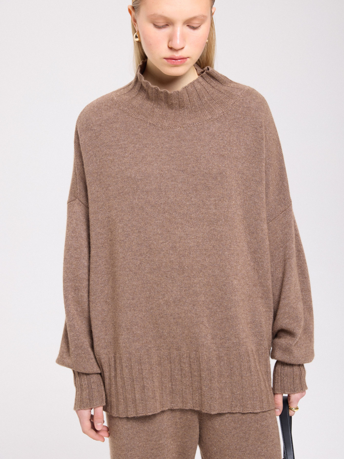 Костюм в'язаний ESTRO 4306-2-07408, колір коричневий модель 4306-2-07408 Фото