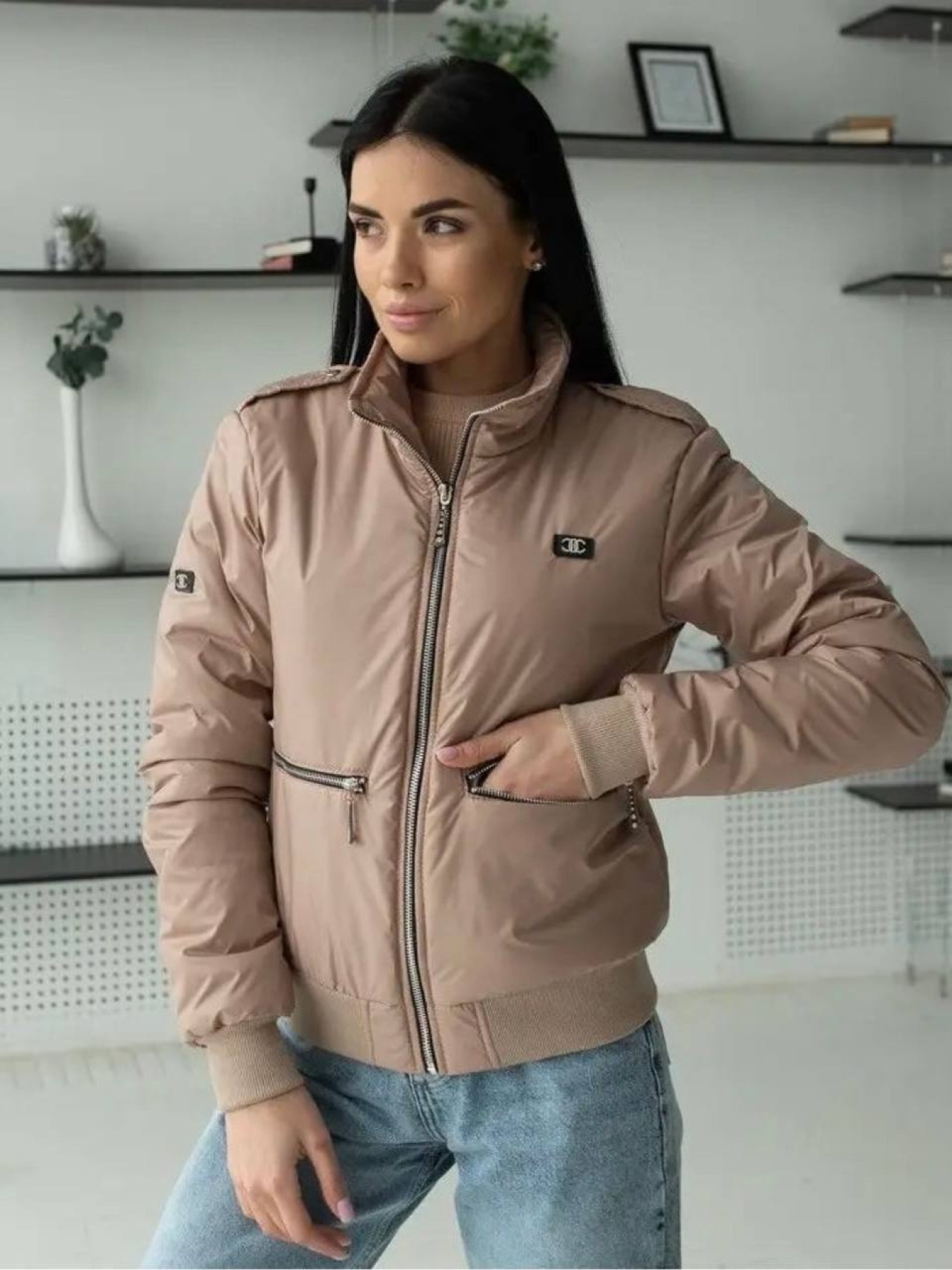 Демісезонна куртка UVENTUM модель UF-32-CREAM Фото