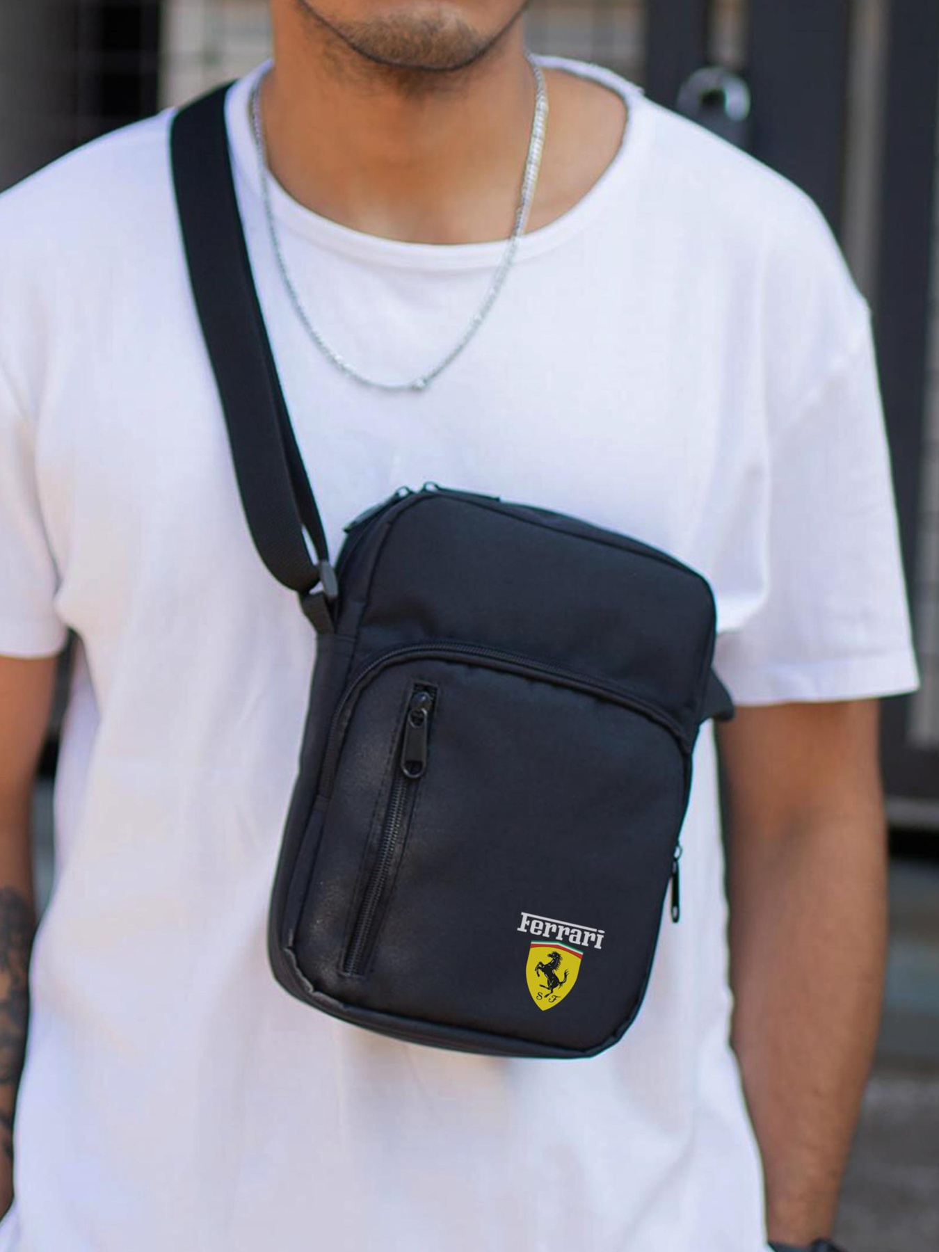 Мессенджер Without модель 8055402 Фото