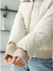 Демисезонная куртка UVENTUM модель UF-33-MILK Фото