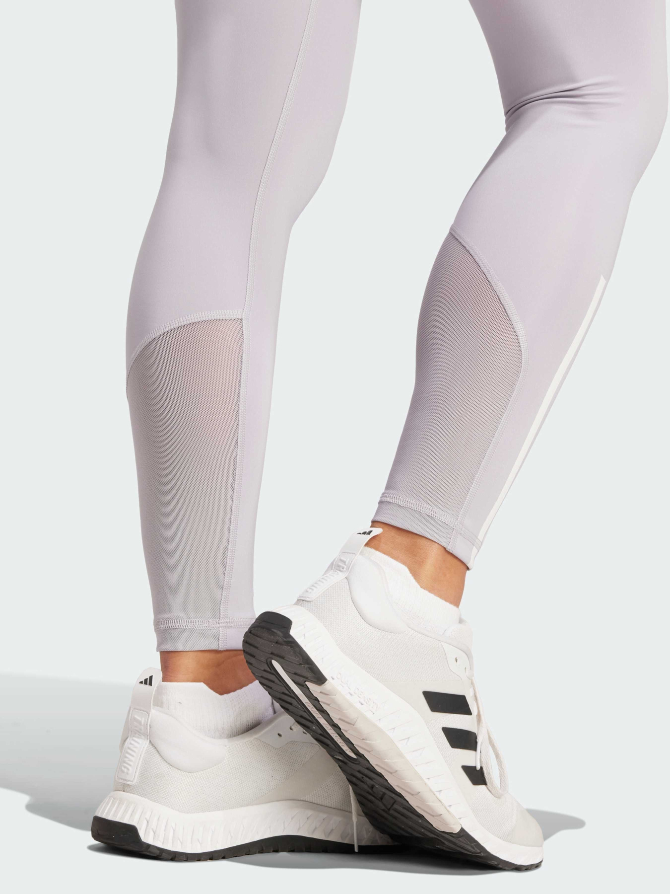 Леггинсы спортивные Adidas 3 Stripes модель IX5006 Леггинсы спортивные Adidas 3 Stripes модель IX5006 Фото