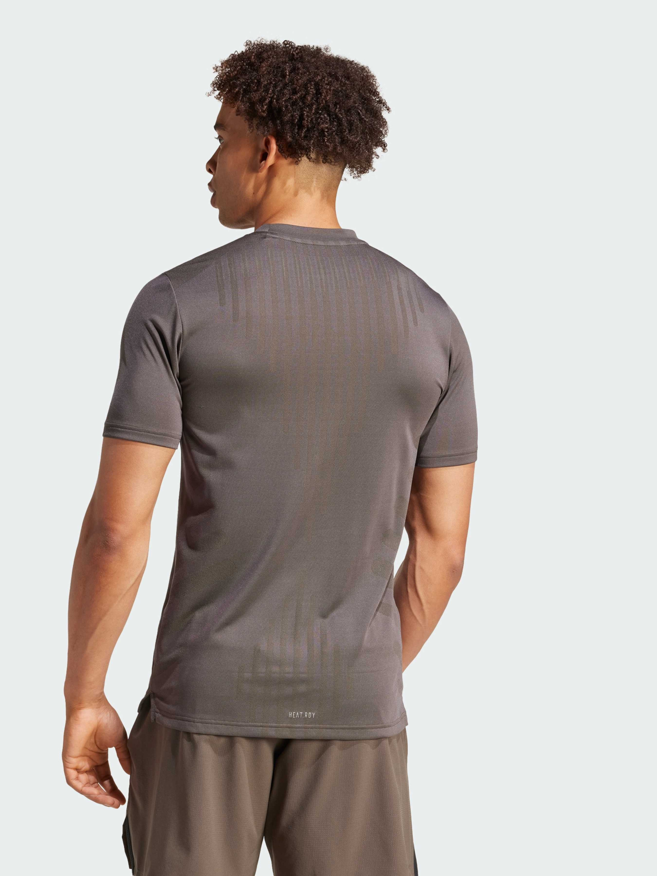 Футболка спортивная Adidas модель IX9103 Фото