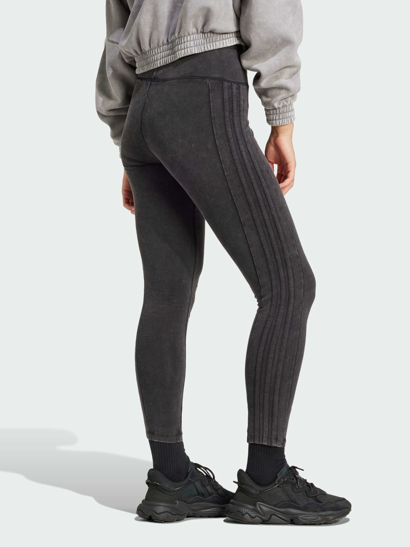 Легінси Adidas 3 Stripes модель IW5572 Фото