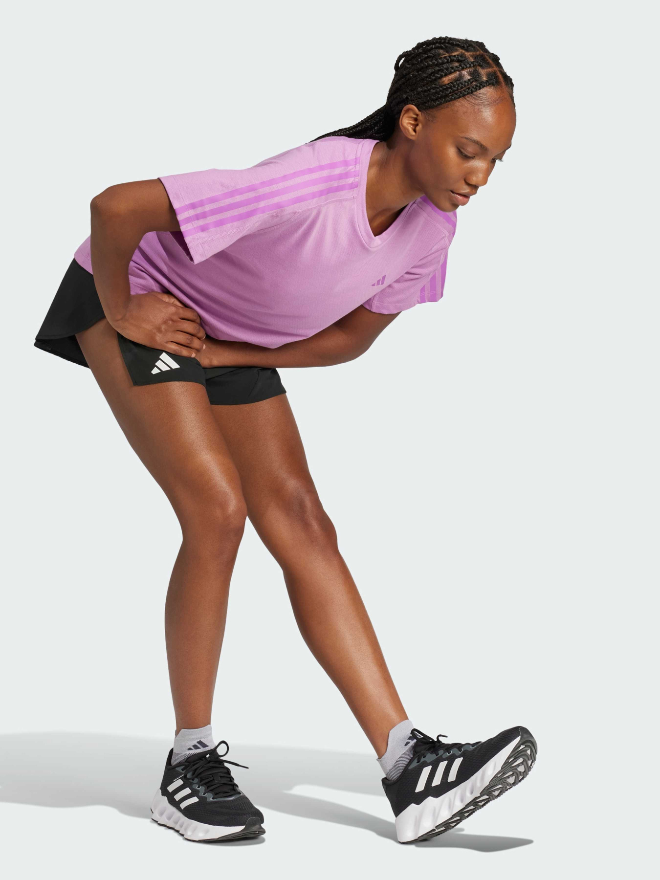 Футболка спортивная Adidas 3 Stripes модель IW0023 Фото