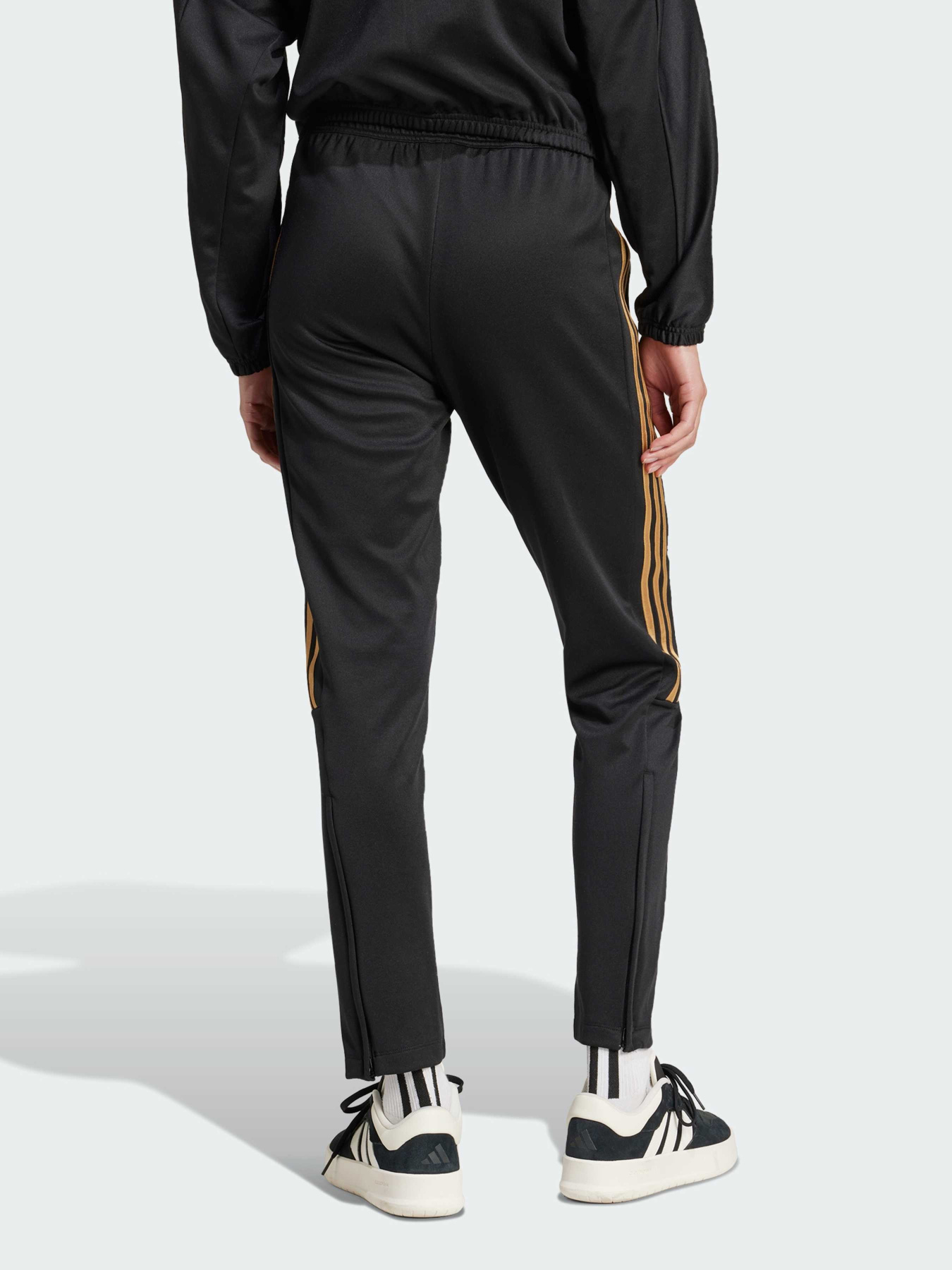 Штани Adidas Tiro модель IW6799 Фото