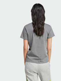 Футболка Adidas модель IY6711 Футболка Adidas модель IY6711 Фото