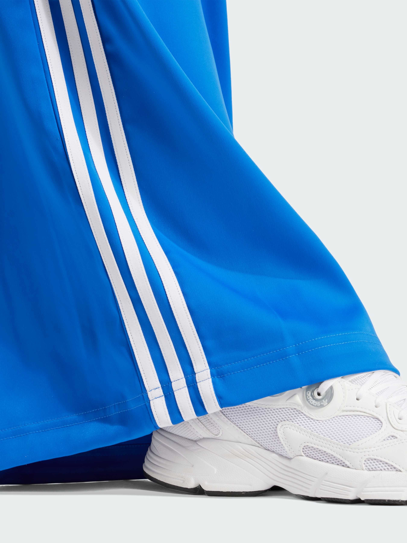 Палаццо Adidas Adicolor модель IY7310 Фото
