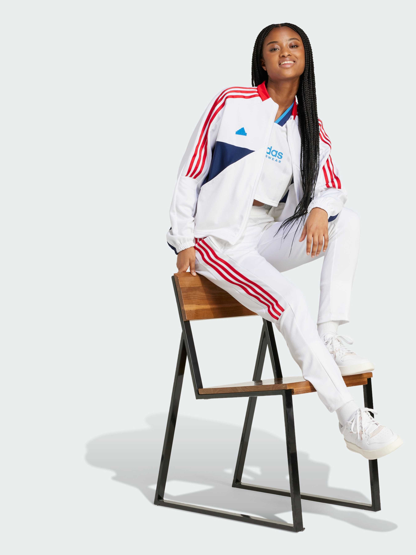 Брюки повседневные Adidas Tiro модель IZ2064 Фото