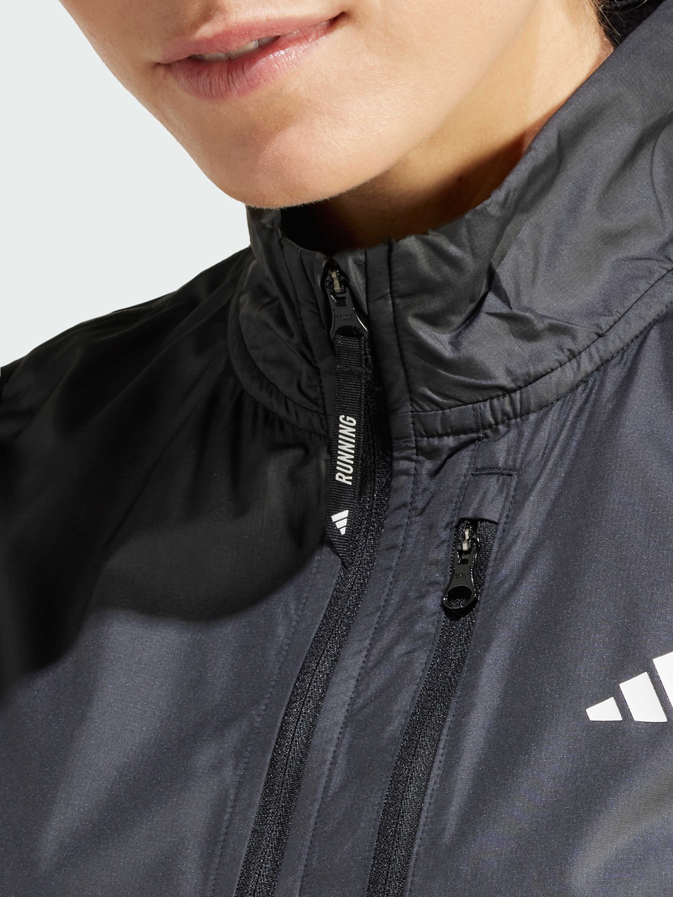 Жилет с утеплителем Adidas модель IK7446 Фото