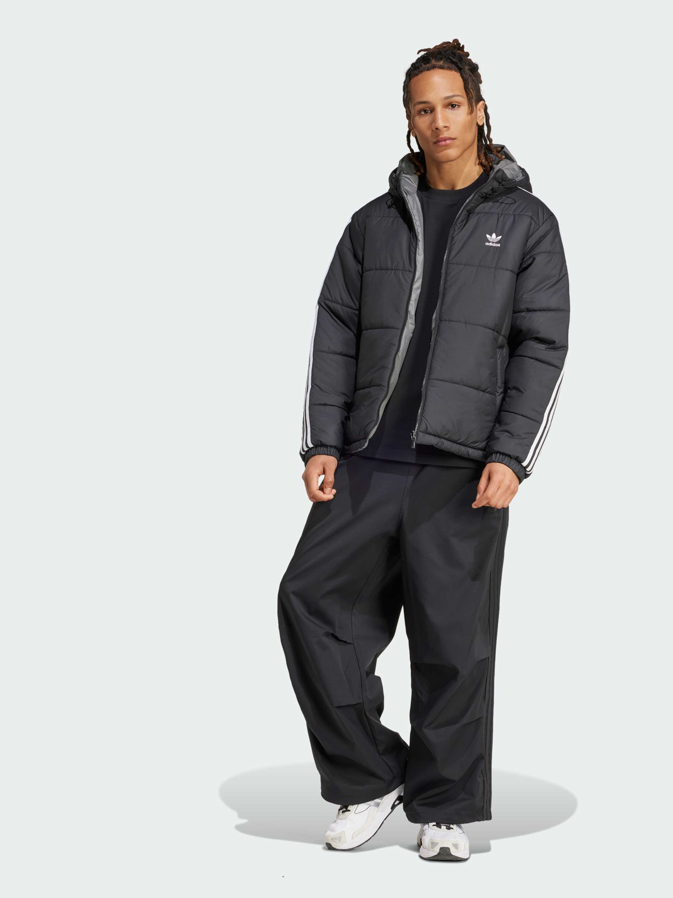 Демисезонная куртка Adidas Adicolor модель JD9071 Фото