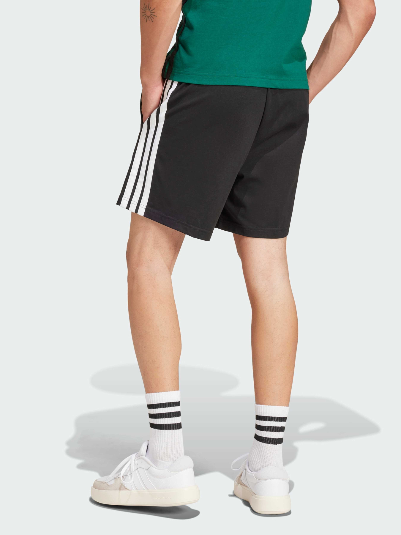 Шорты Adidas модель JD1891 Фото