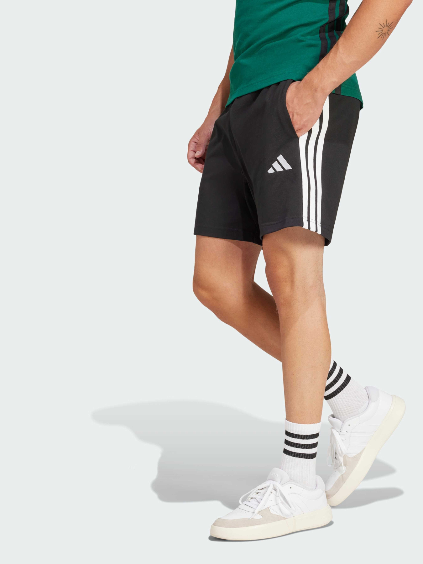 Шорты Adidas модель JD1891 Фото