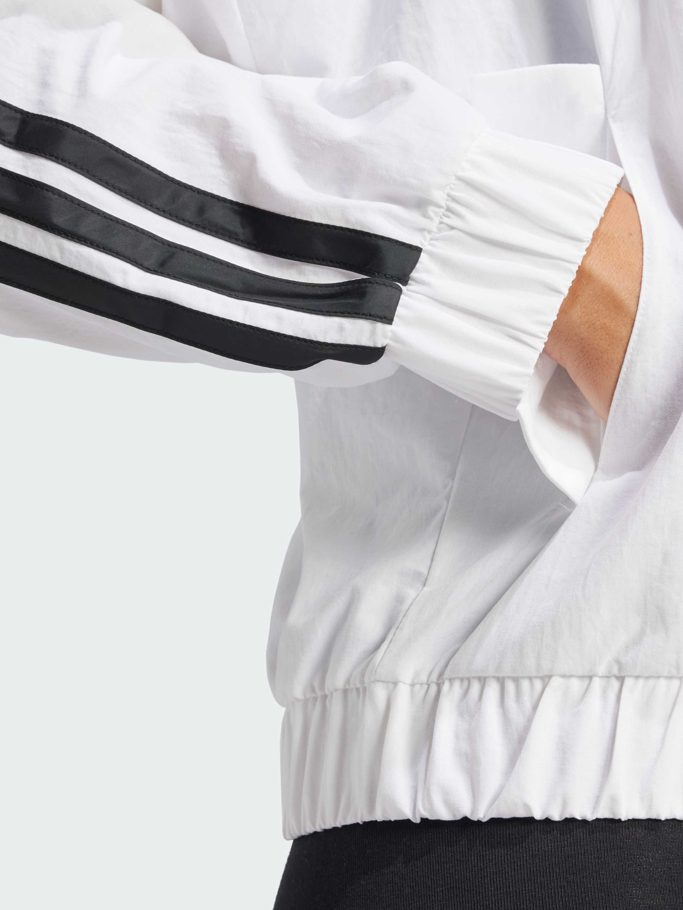 Вітровка Adidas модель JD5319 Фото