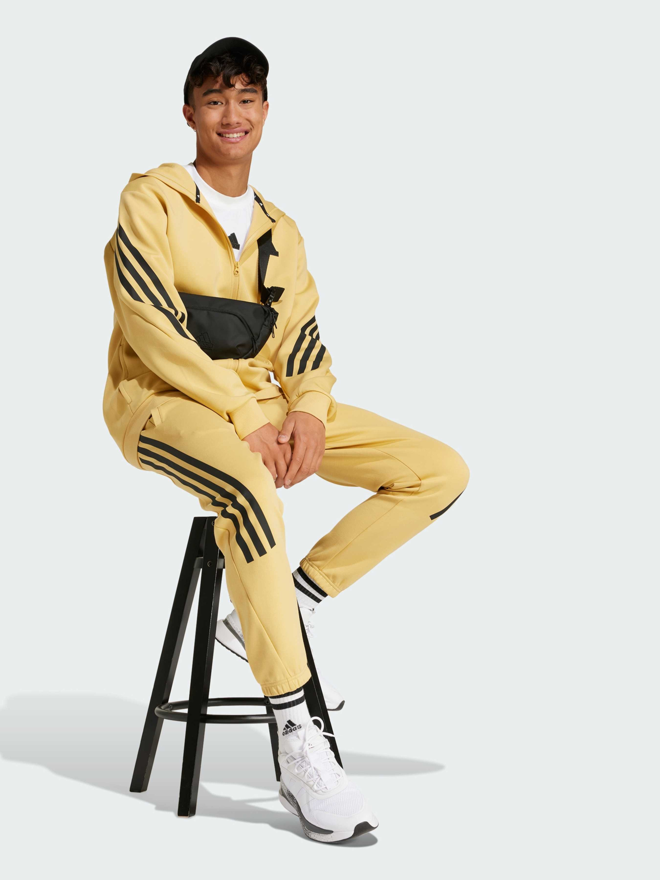 Кофта Adidas 3 Stripes модель JE5704 Фото