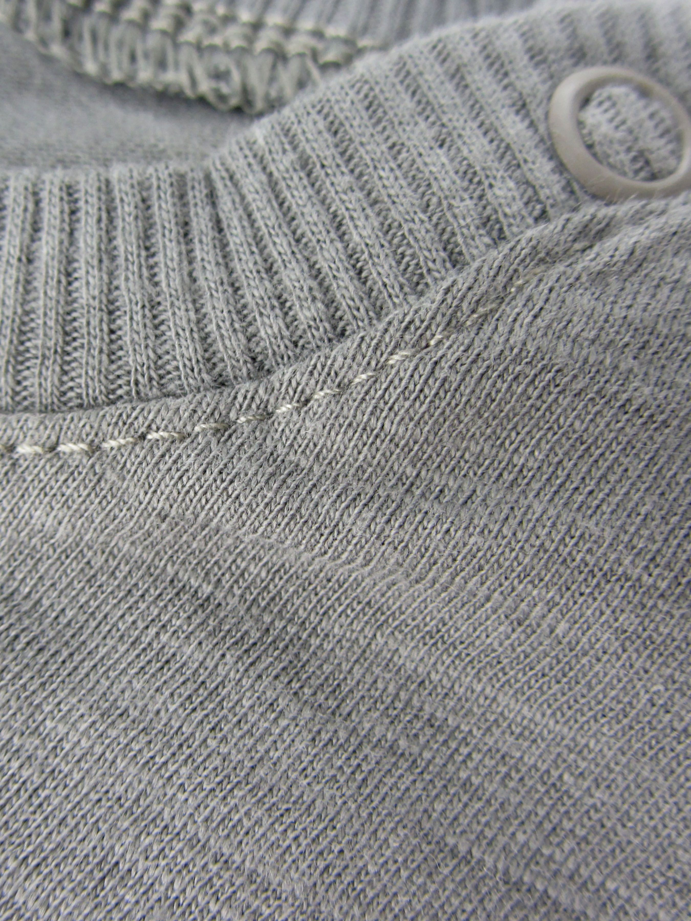 Футболка H&M модель 77637 Фото