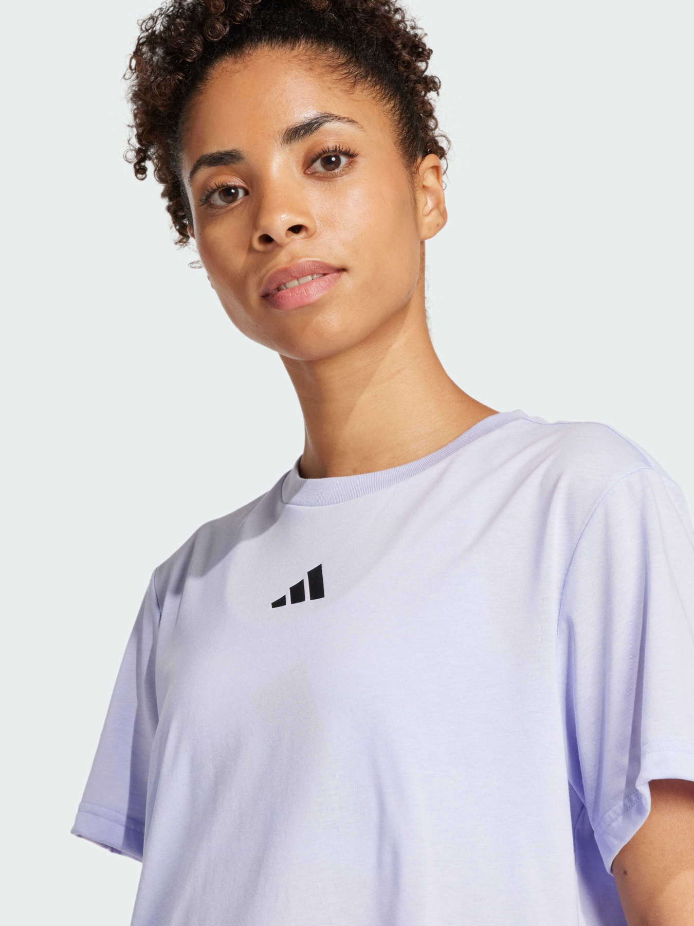 Футболка спортивная Adidas модель JD8226 Фото