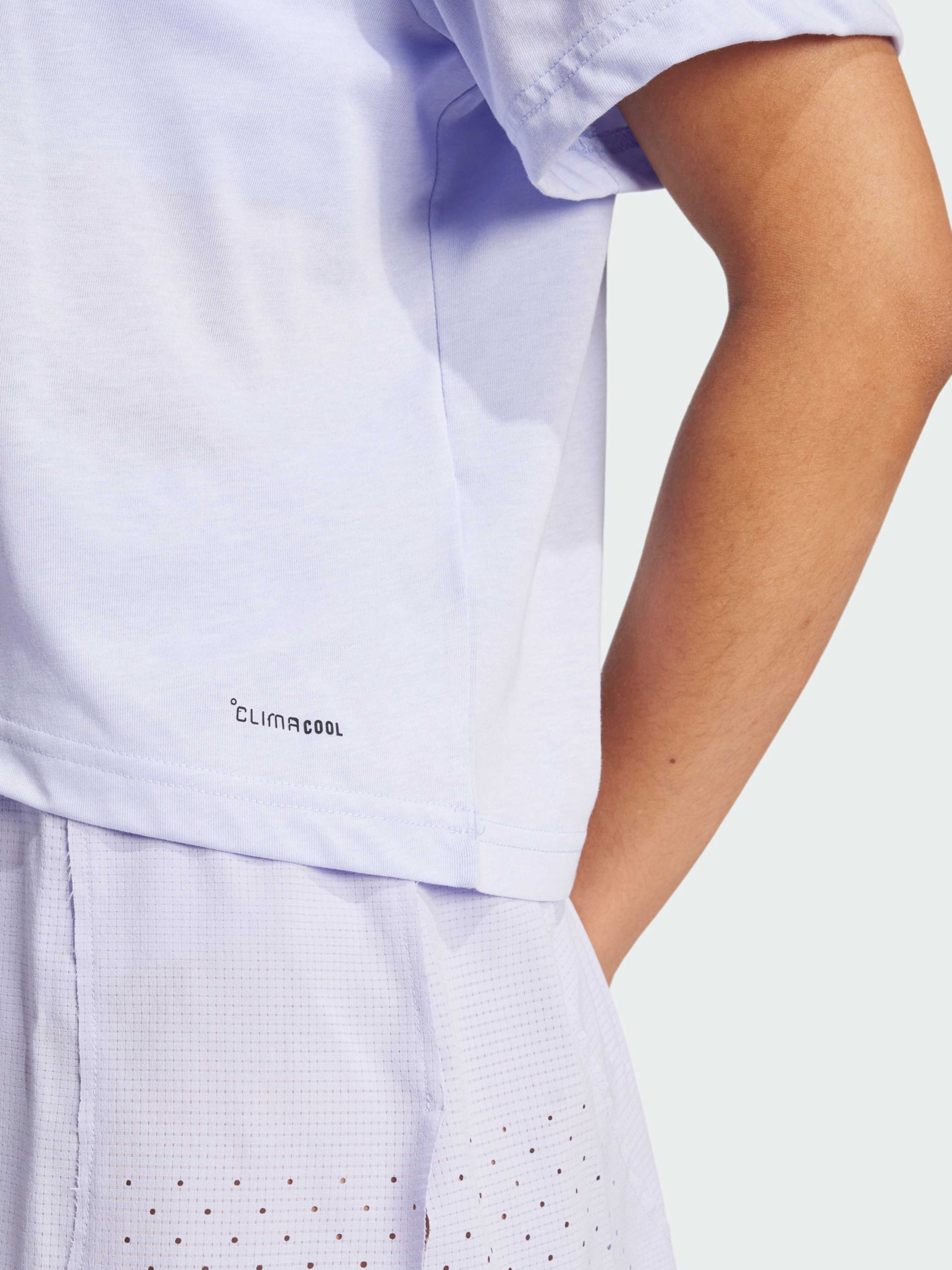 Футболка спортивная Adidas модель JD8226 Фото