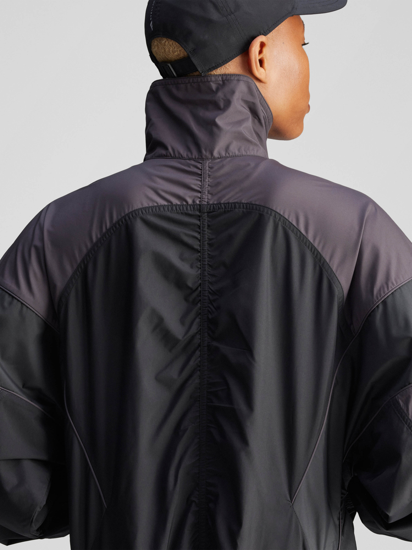 Ветровка Adidas модель JF8728 Фото