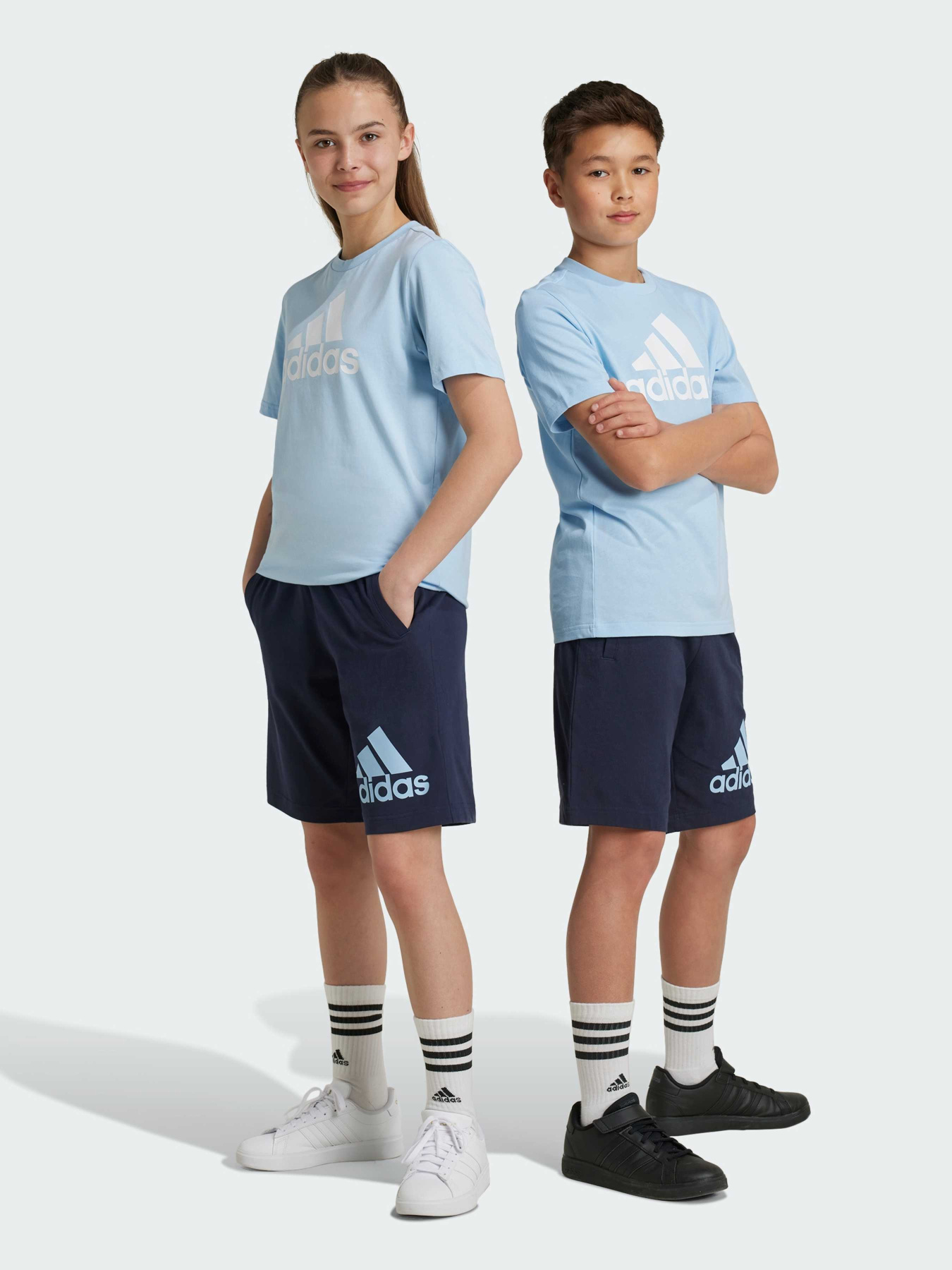 Повседневные шорты Adidas модель JF8748 Фото