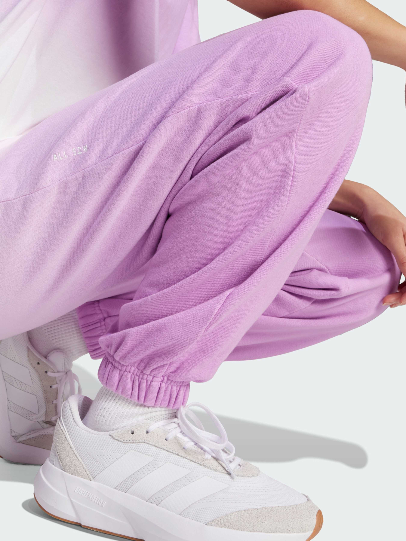 Джоггеры Adidas модель JJ4586 Фото