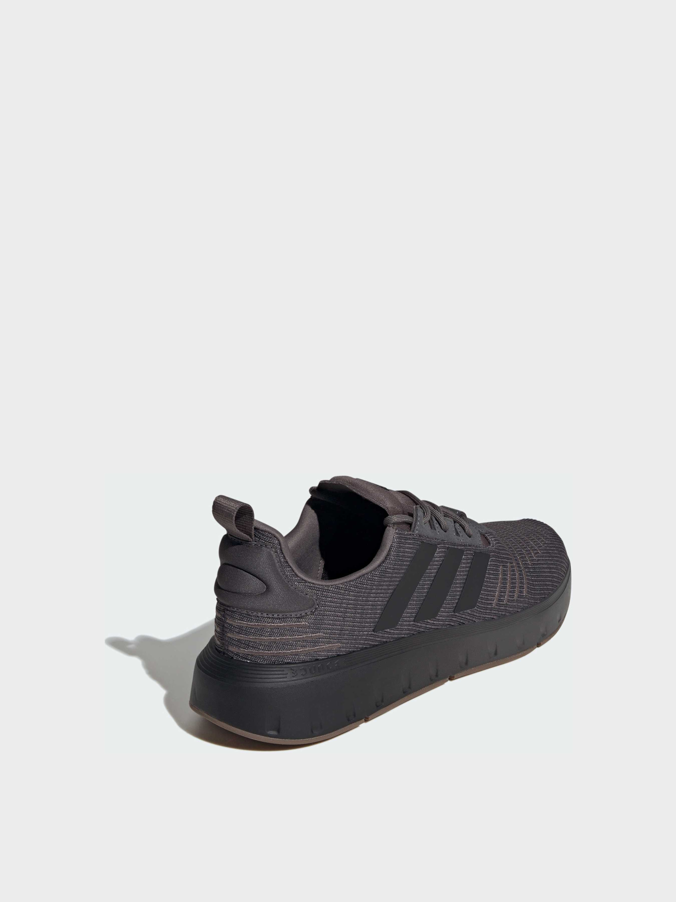 Кроссовки Adidas Swift модель IE6324 Фото