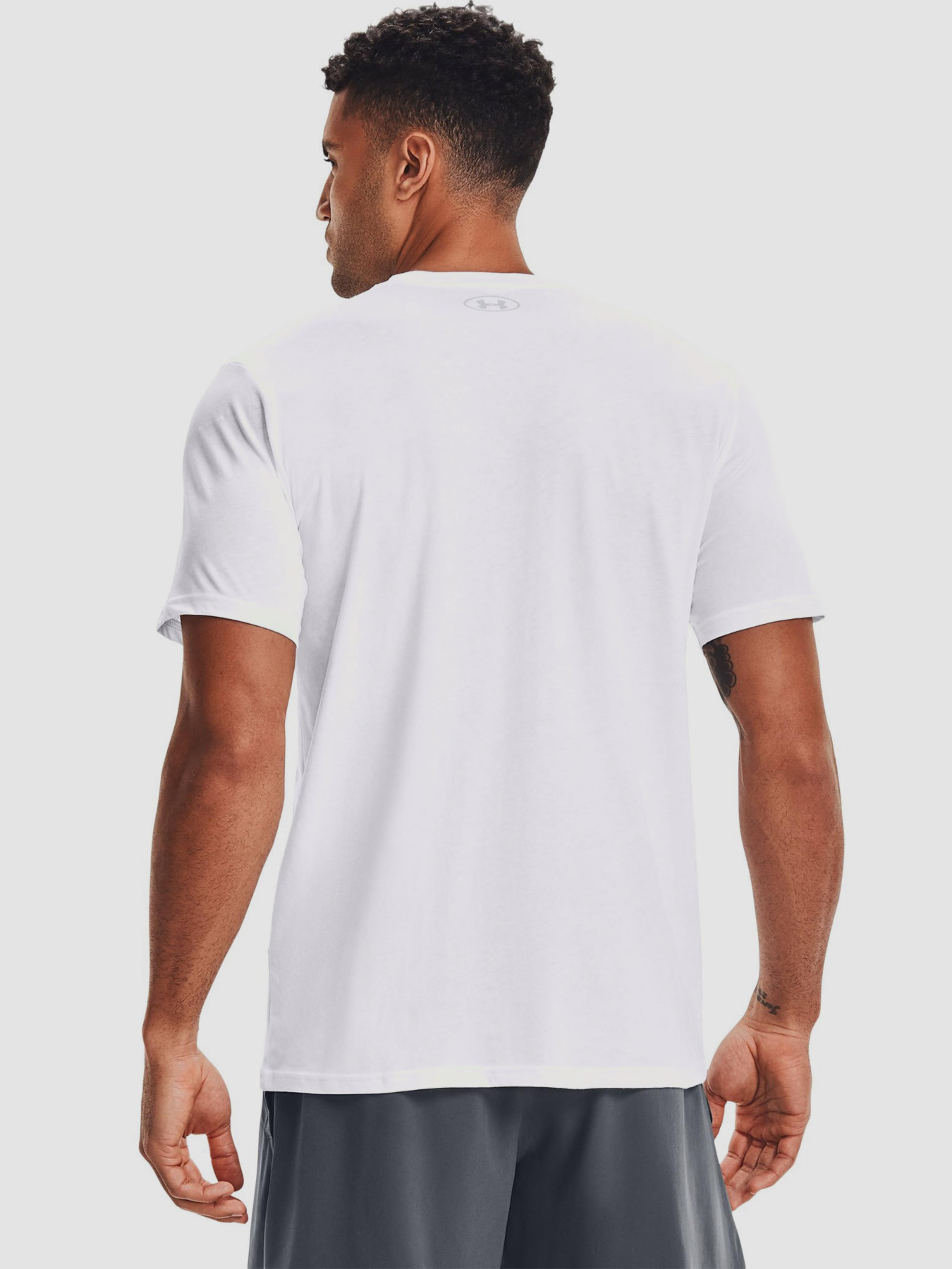 Футболка Under Armour Team Issue Wordmark Ss модель 1329582-100 Фото