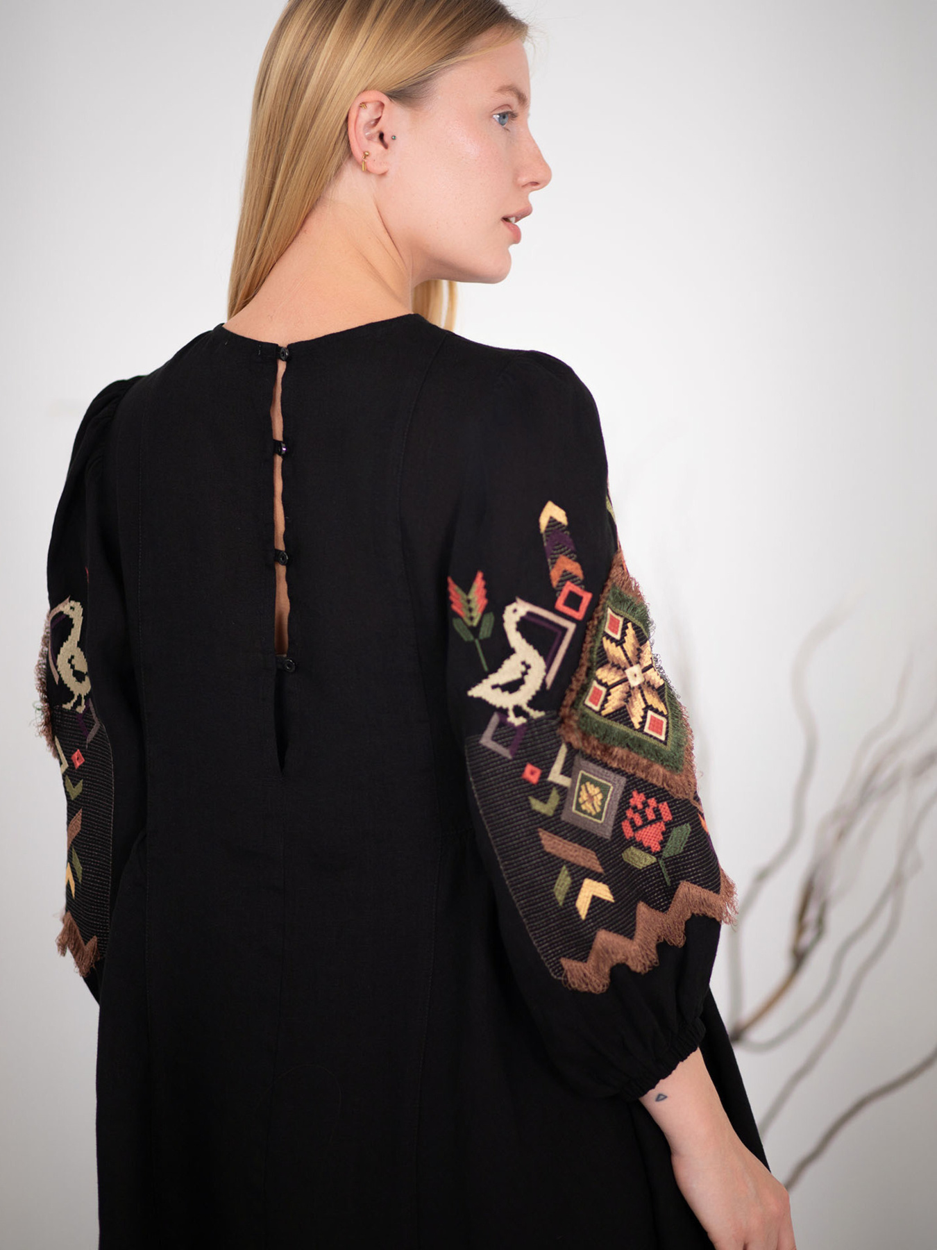 Вышитое платье Едельвіка модель 253-25-00 Фото