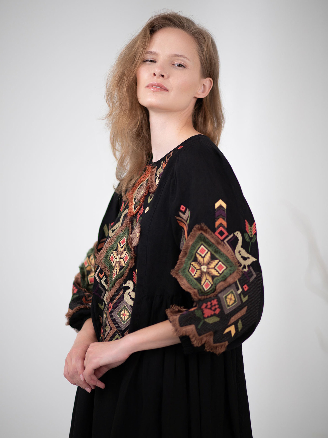 Вышитое платье Едельвіка модель 356-25-00 Фото