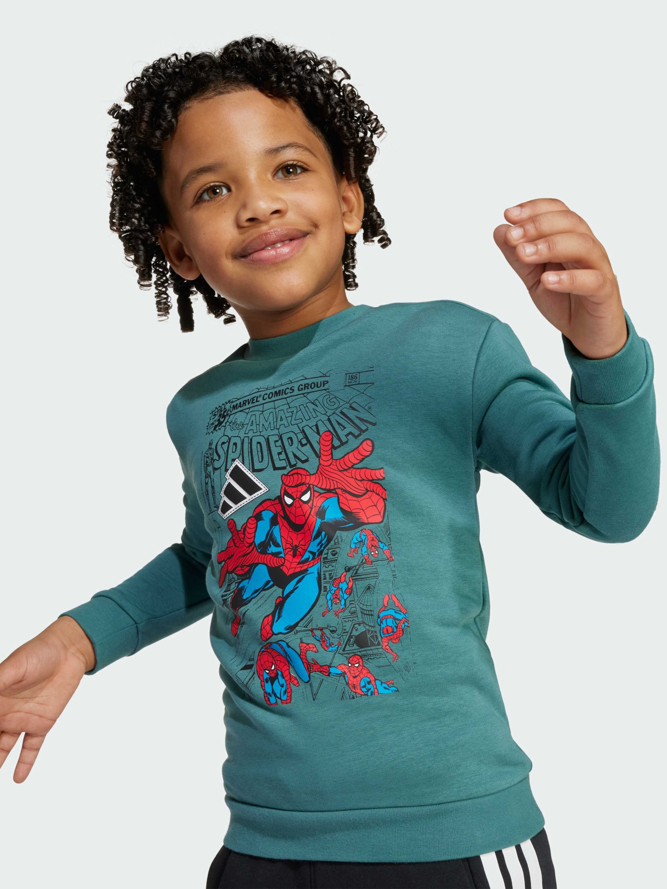 Спортивный костюм Adidas Marvel модель JM0808 Спортивный костюм Adidas Marvel модель JM0808 Фото