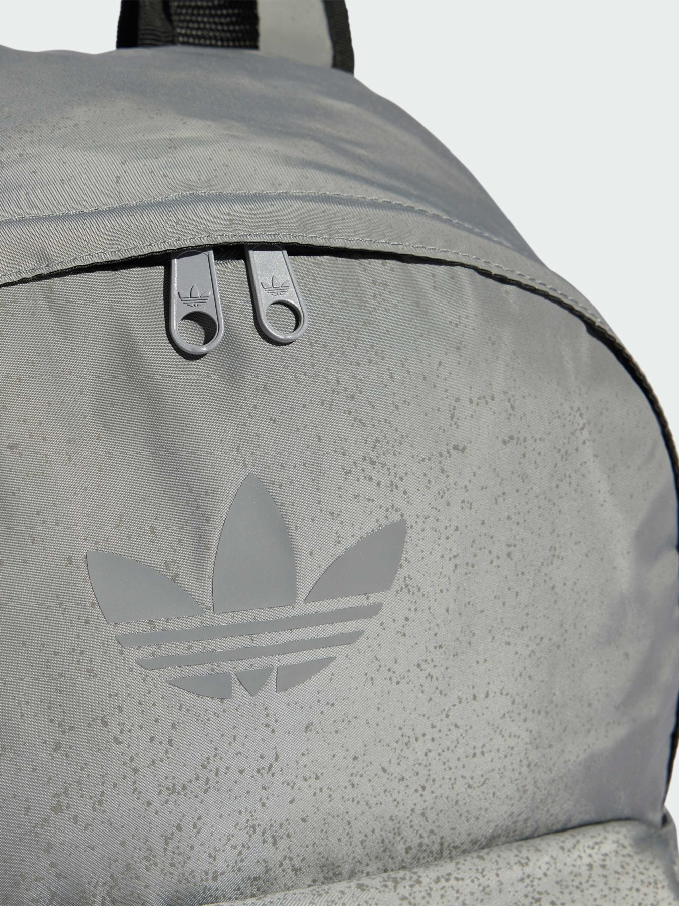 Повседневный рюкзак Adidas Graphics модель JX3220 Повседневный рюкзак Adidas Graphics модель JX3220 Фото