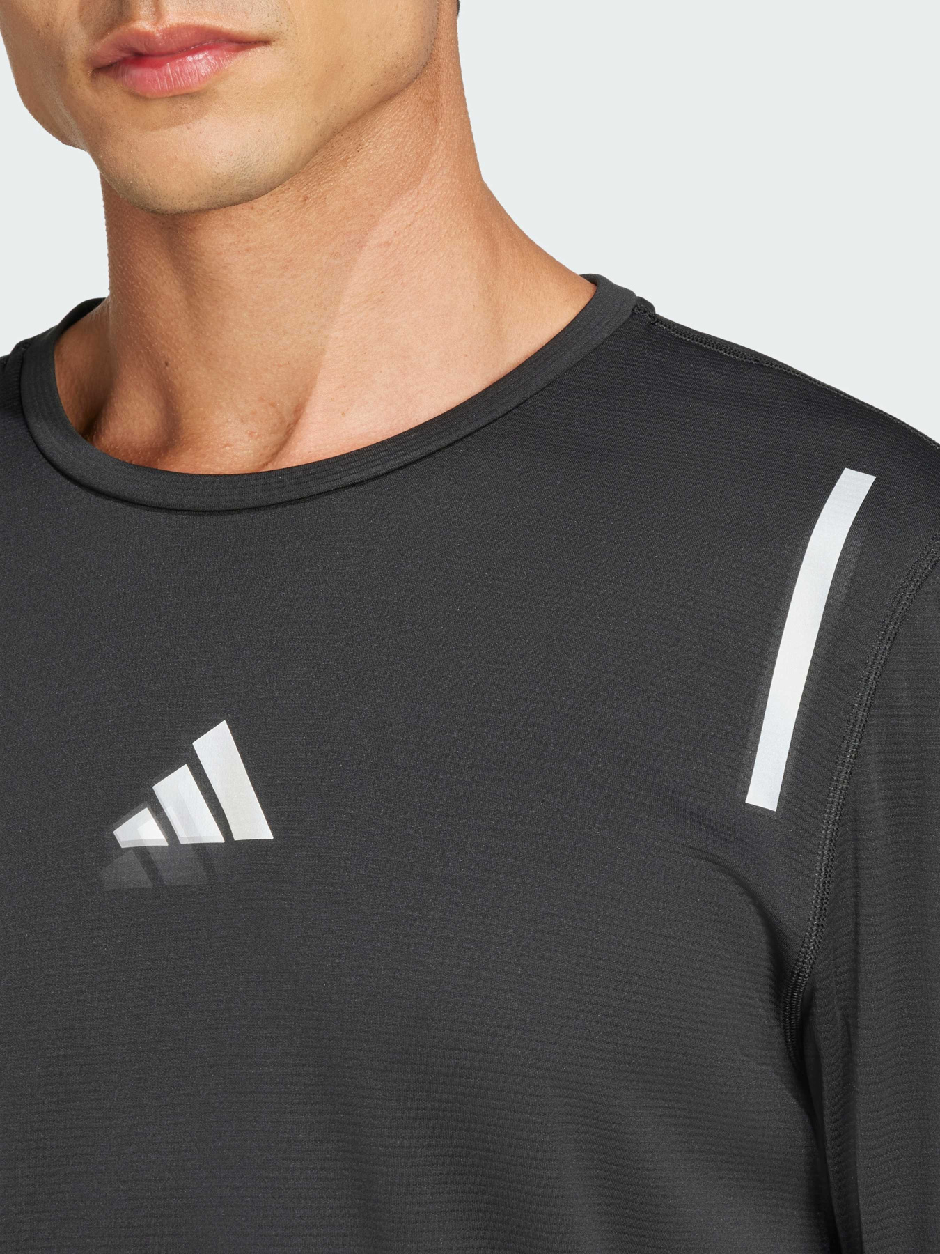 Кофта спортивна Adidas модель JD7801 Фото