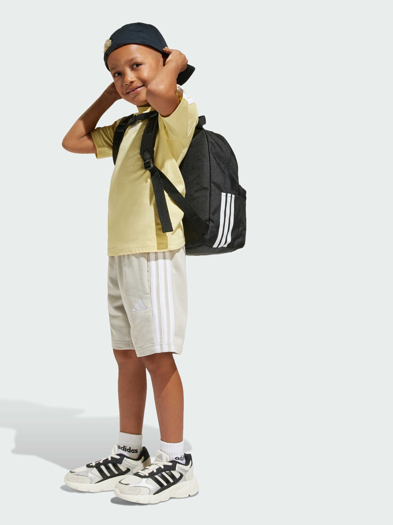 Шорты Adidas модель JN8000 Фото