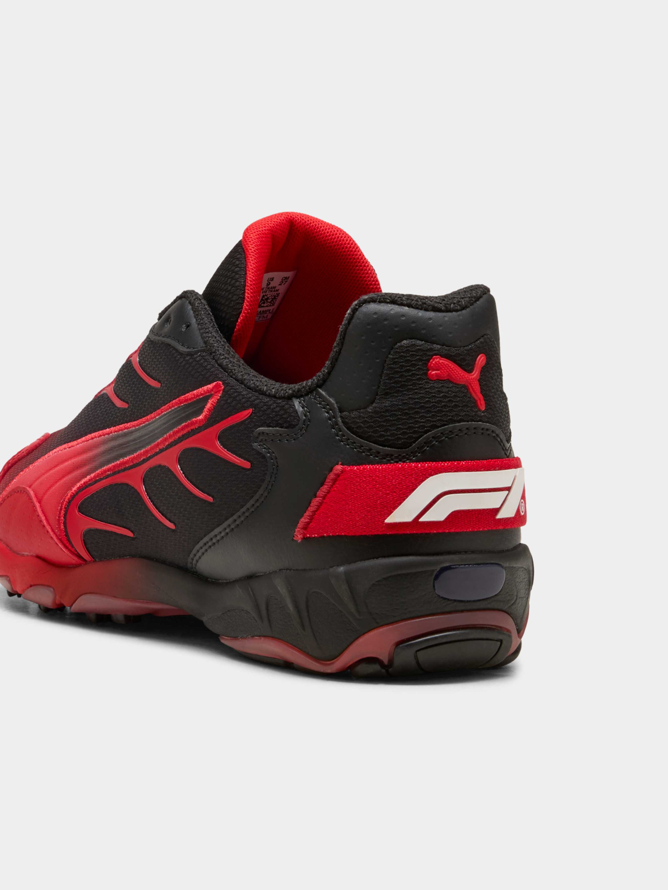 Кросівки PUMA F1 Inhale 75 Yrs модель 308889 Фото