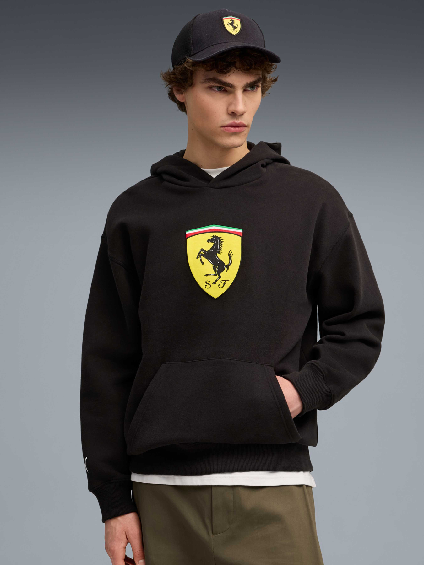 Худи PUMA Ferrari Shield Hoodie модель 632787 Фото