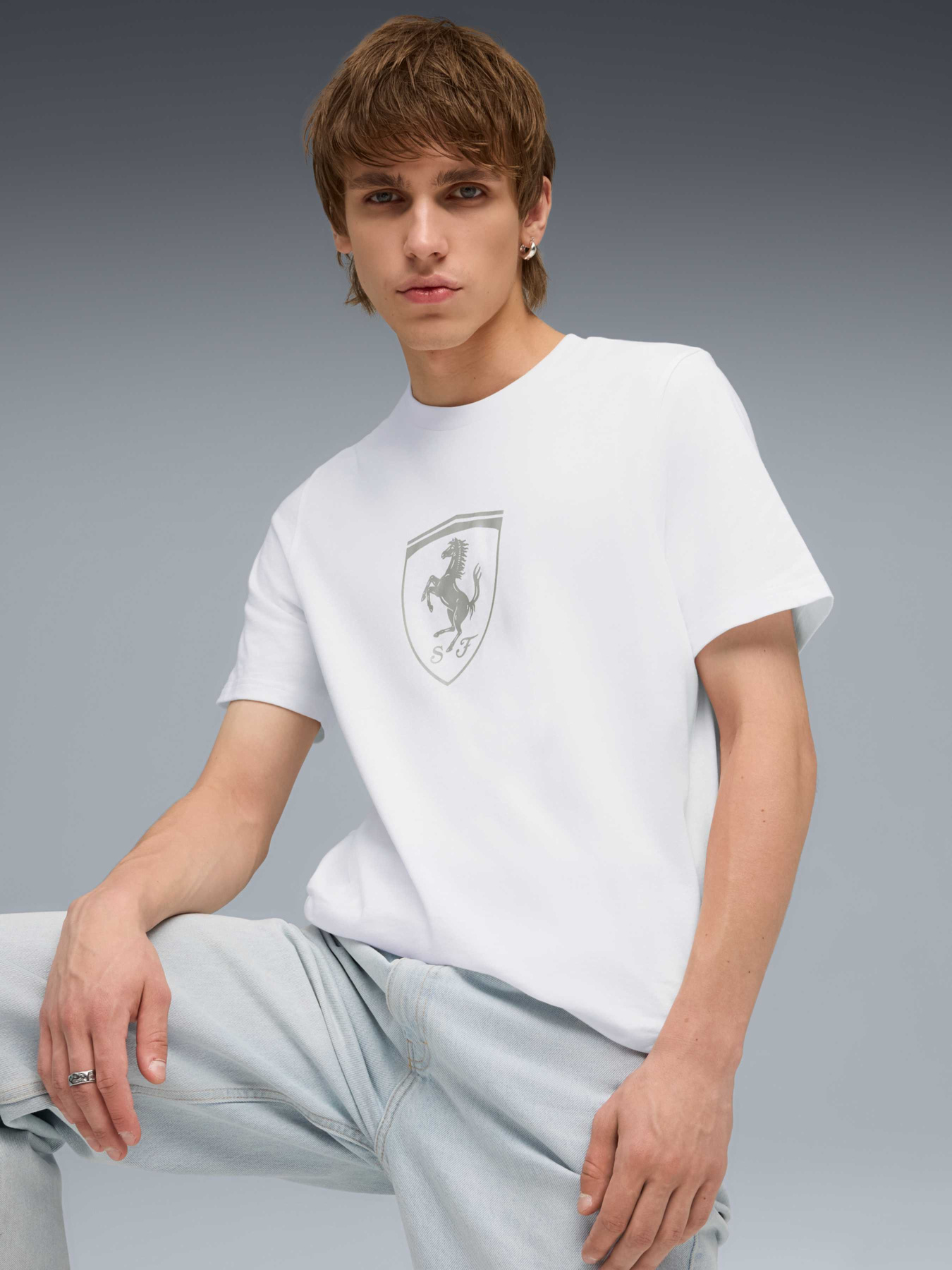Футболка PUMA Ferrari Tonal Shield Tee модель 632785 Фото