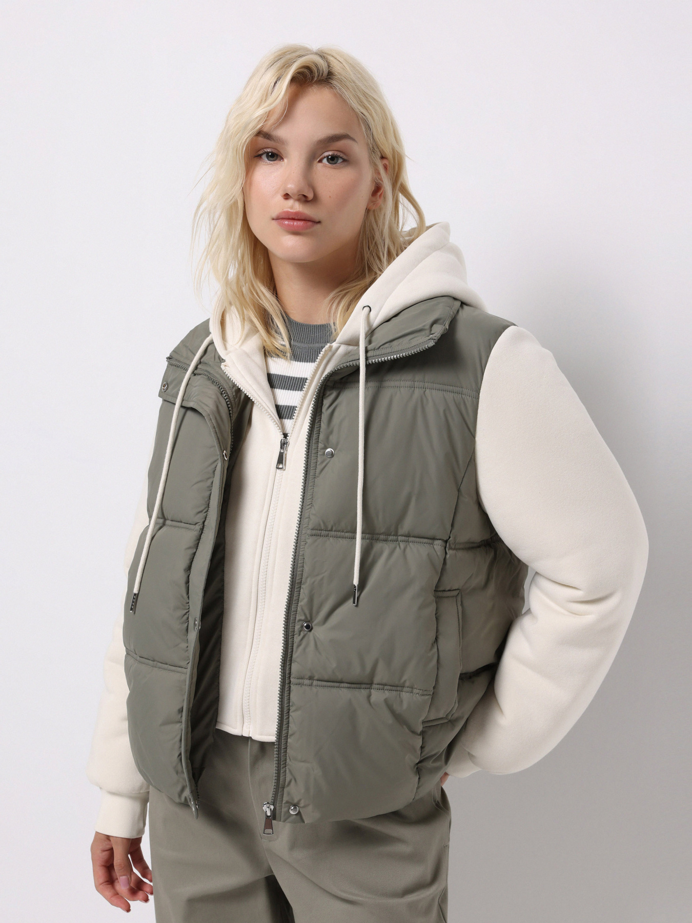 Куртки Colin’s модель CL1075918_Q1.V1_SAG Фото