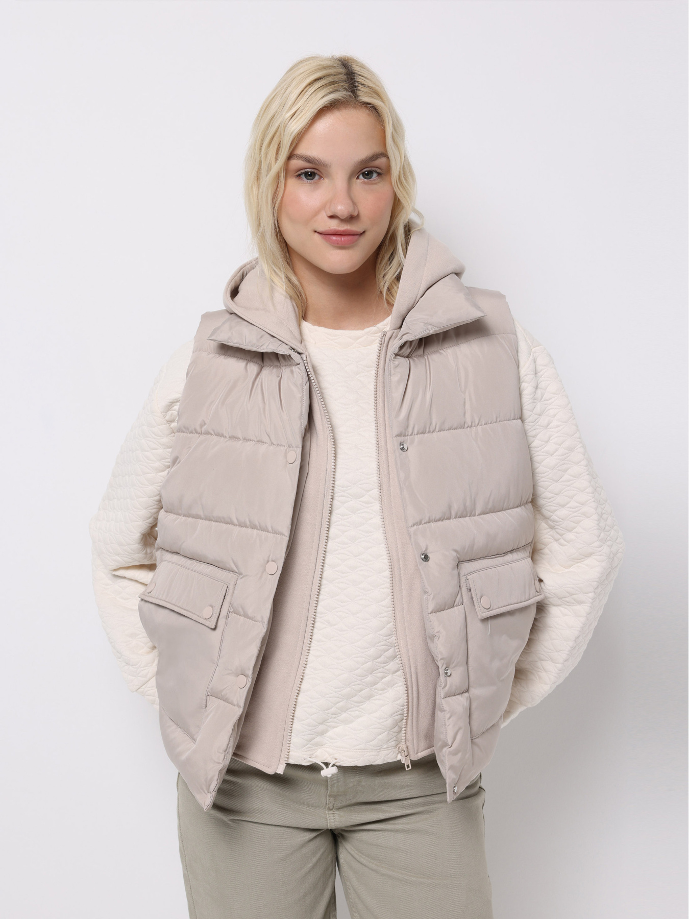 Куртки и дубленки Colin’s модель CL1075669_Q1.V1_ECR Фото