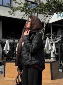 Демисезонная куртка D&V couture модель DV-008-BLC Фото