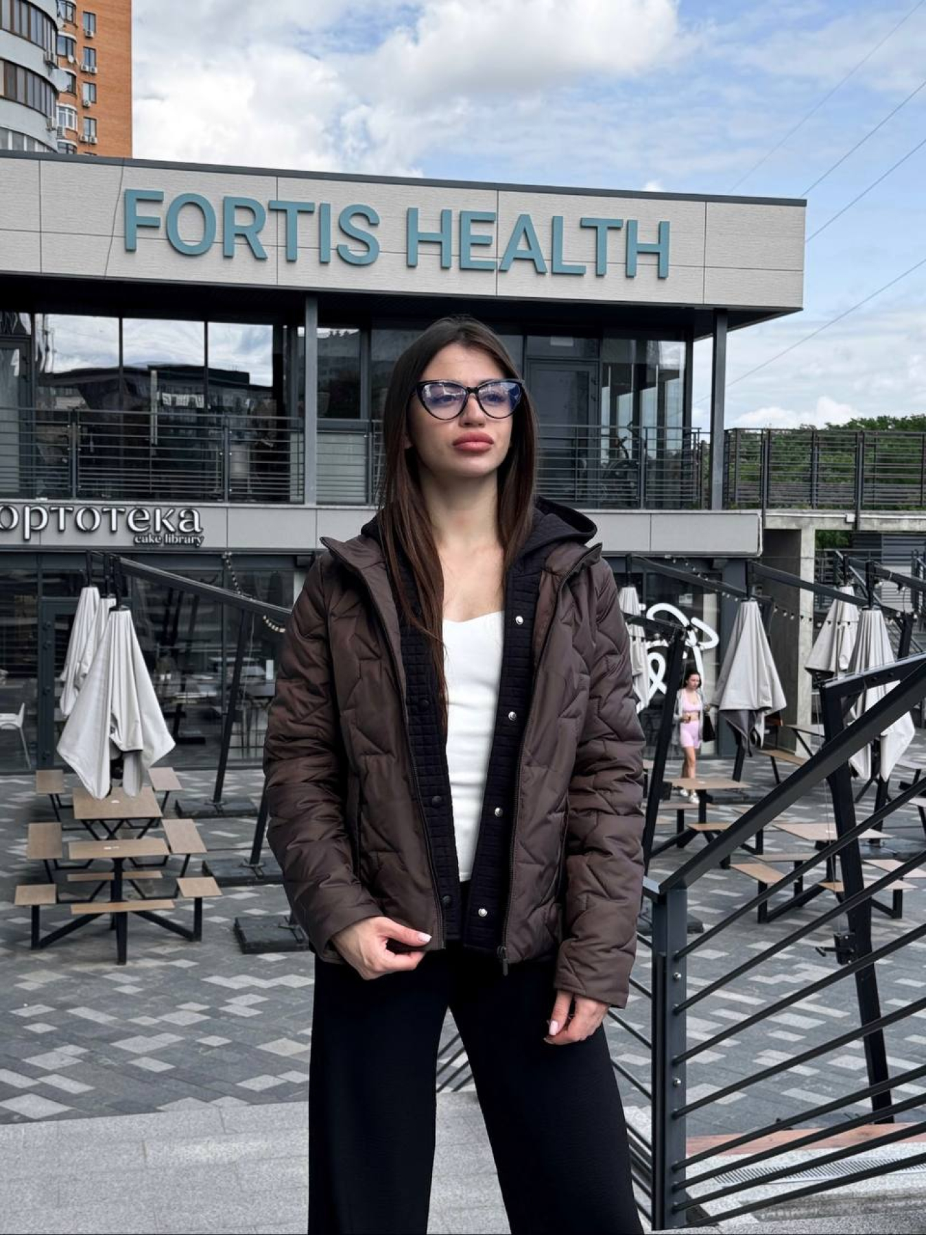 Демисезонная куртка D&V couture модель DV-008-BRN Фото