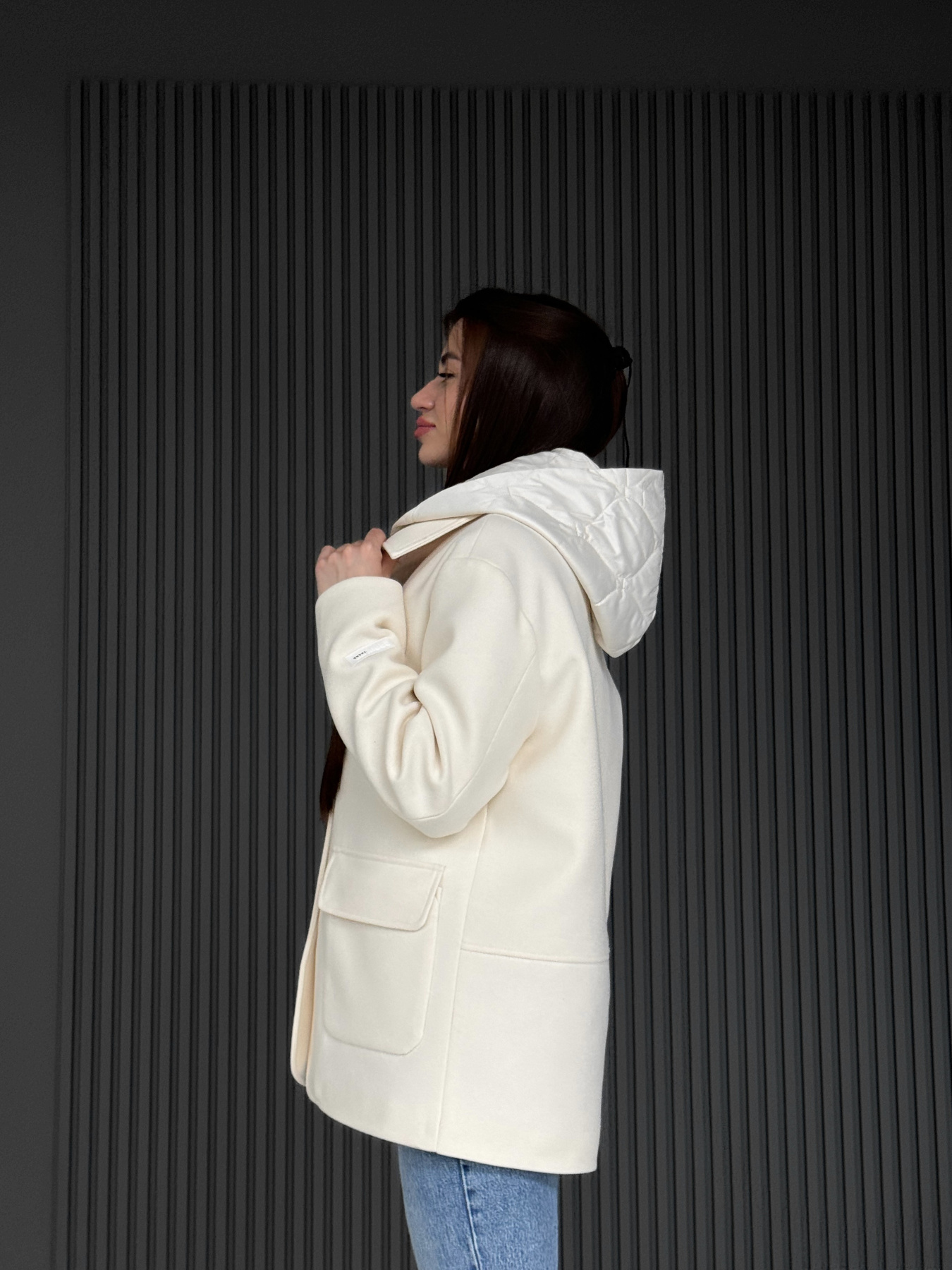 Пальто с утеплителем D&V couture модель DV-007-WHT Фото