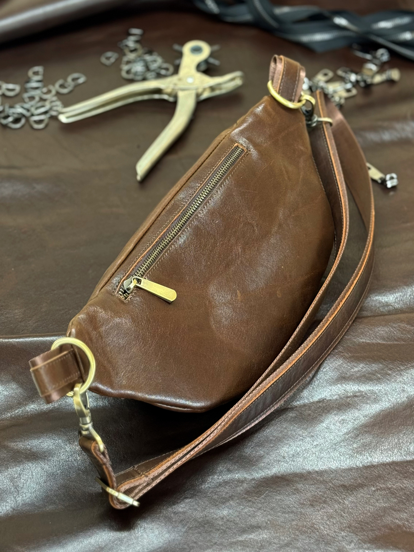 Поясная сумка Legessy модель URBAN_SORENTO_BROWN Фото