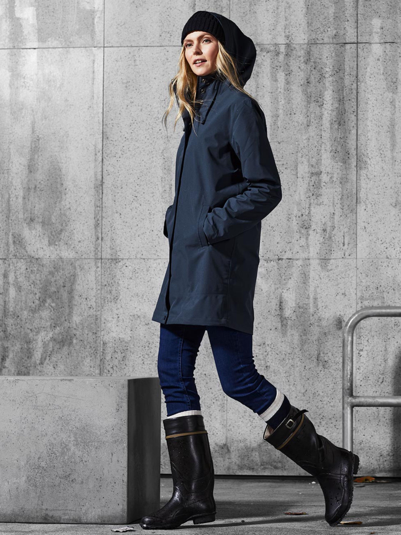 Демисезонная куртка Tchibo модель T1754938999 Фото