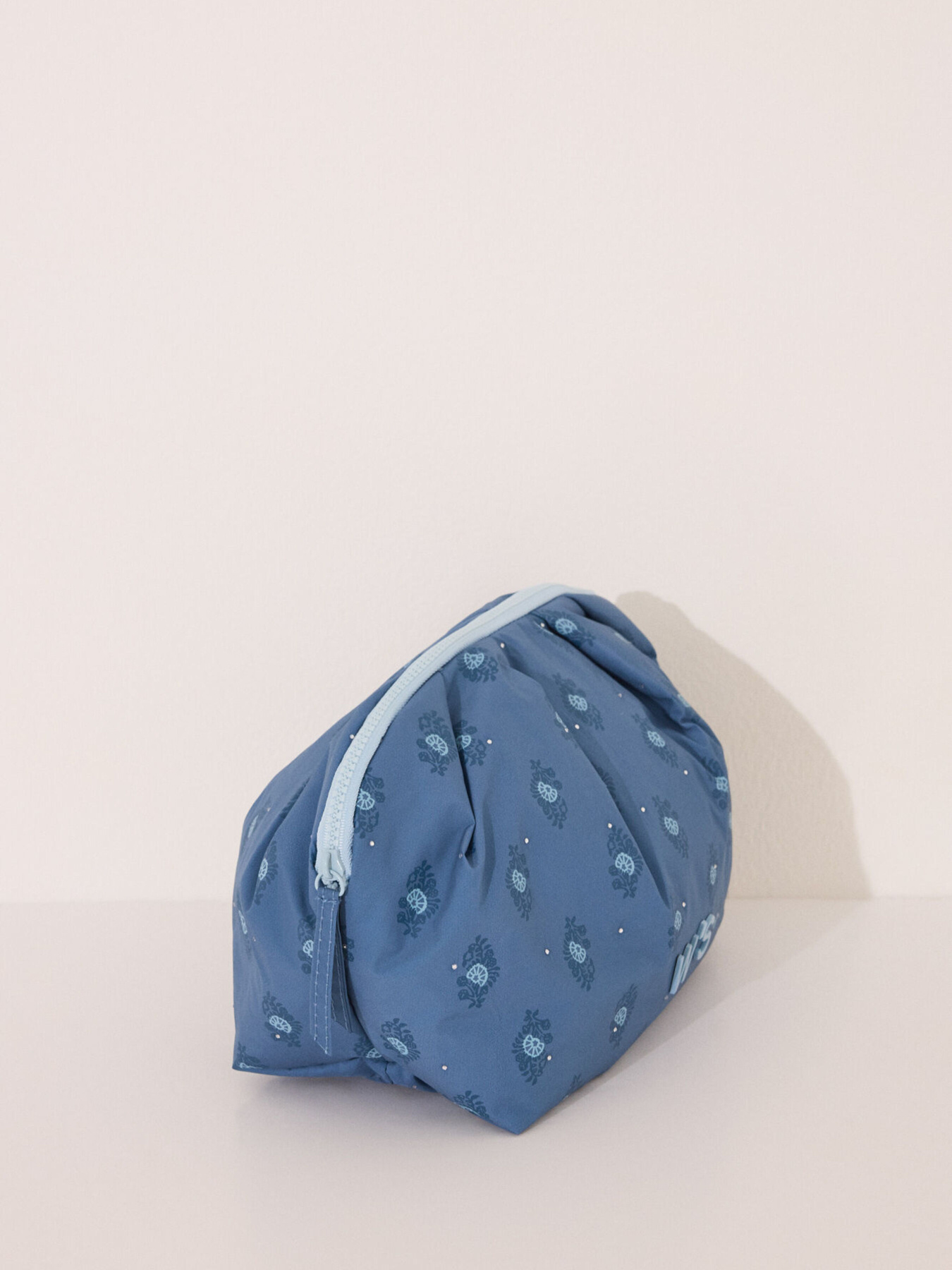 Большая стеганая косметичка с принтом Women'secret модель 4842924-19 Фото