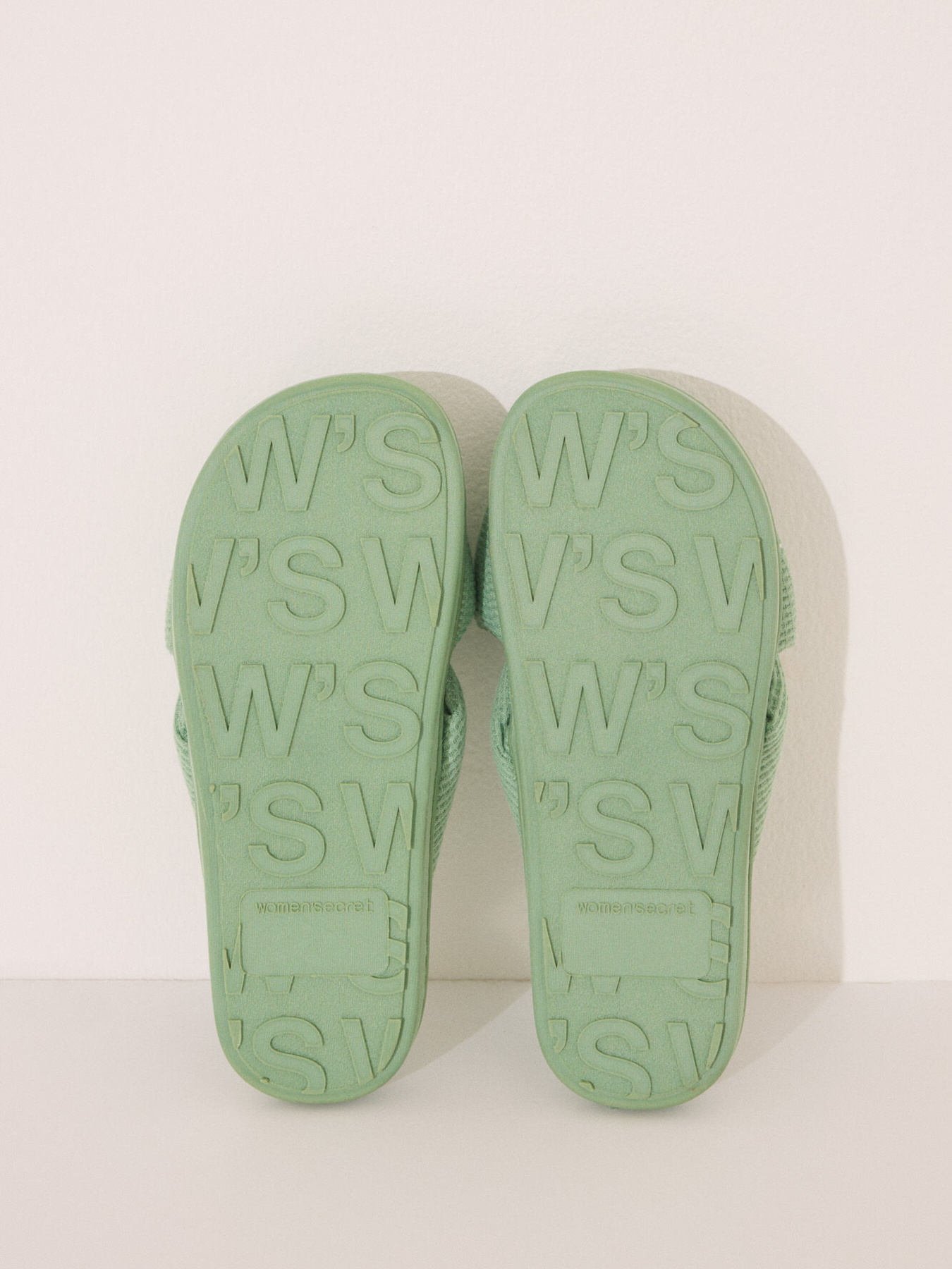 Капці Women'secret модель 4992511-21 Фото