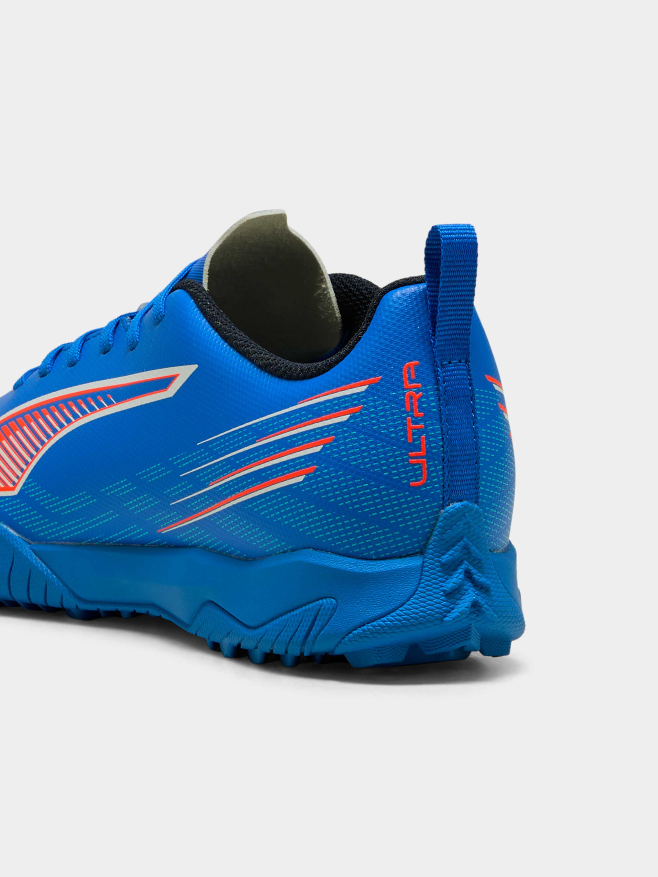 Бутсы PUMA Ultra 6 Play Tt Jr модель 108544 Фото