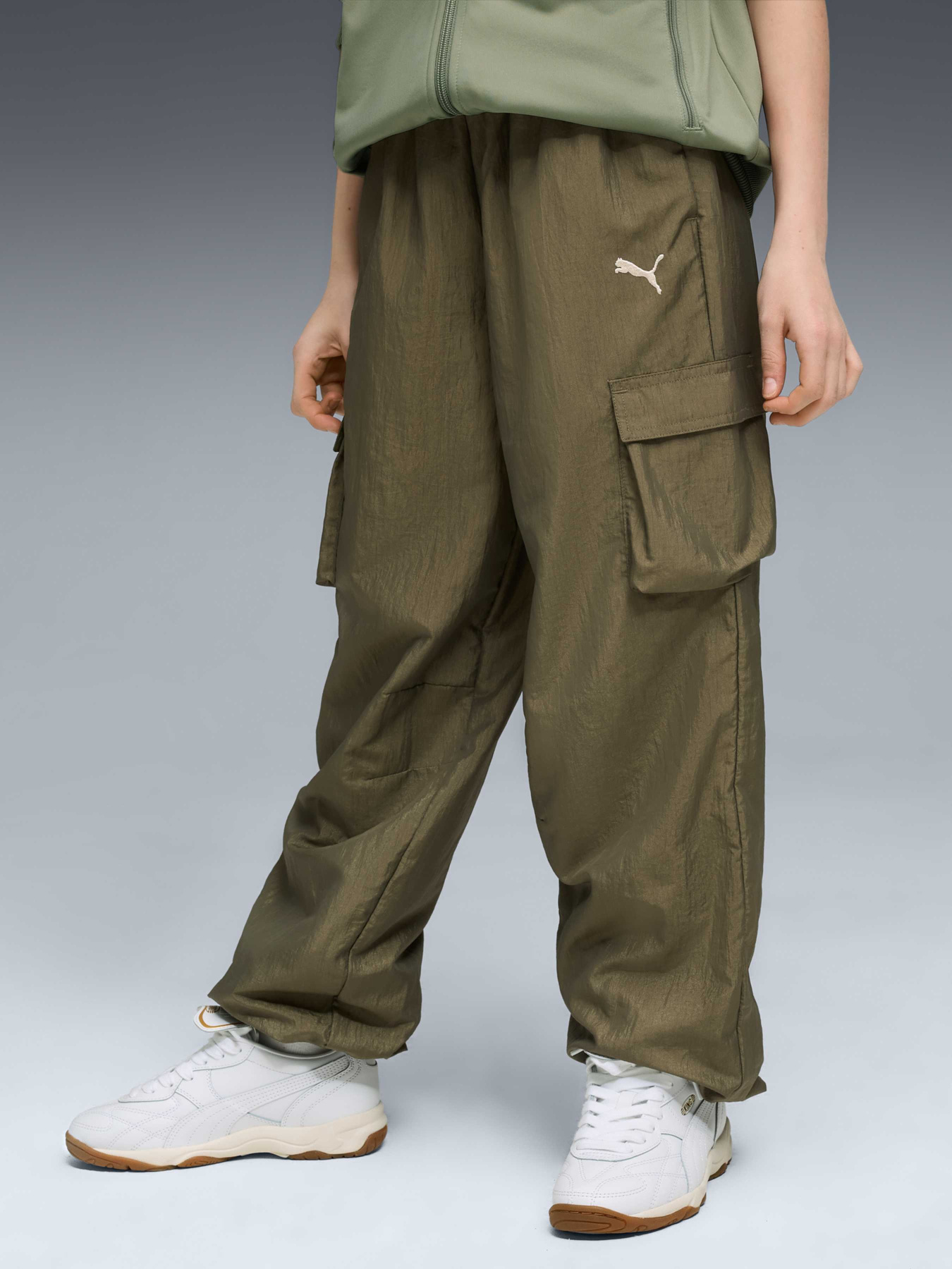 Штаны спортивные PUMA Bowtique Woven Cargo Pants модель 632220 Фото