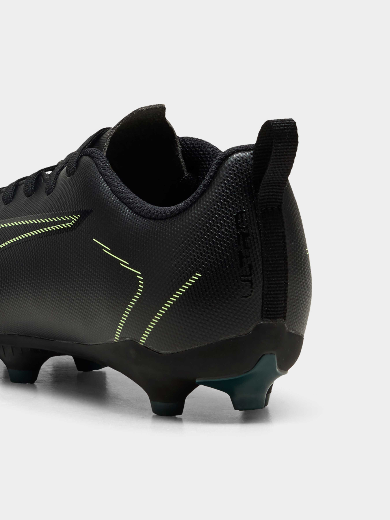 Бутсы PUMA Ultra 6 Play Fg/ag Jr модель 108533 Фото