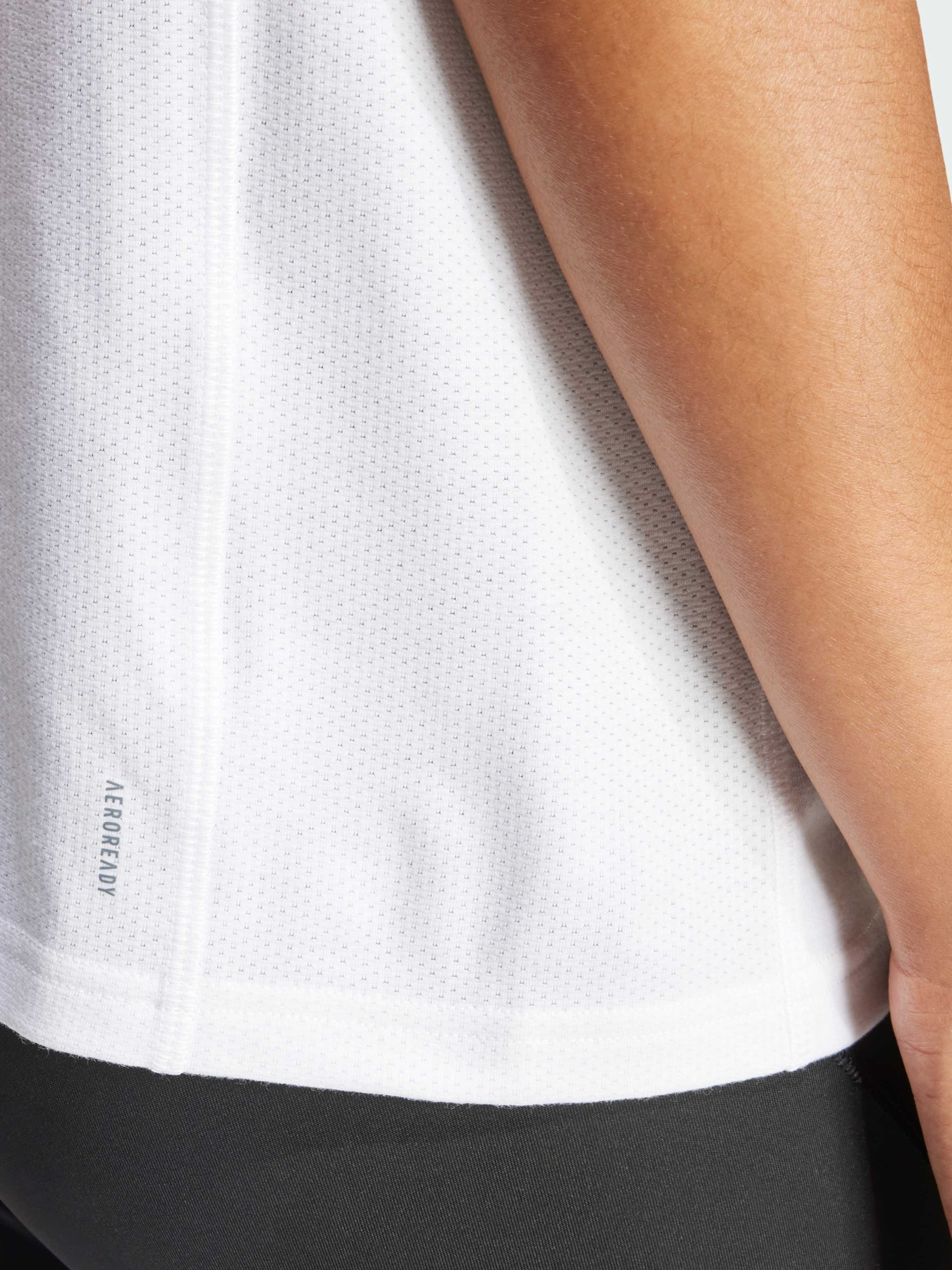 Спортивная футболка Adidas модель IT0545 Фото