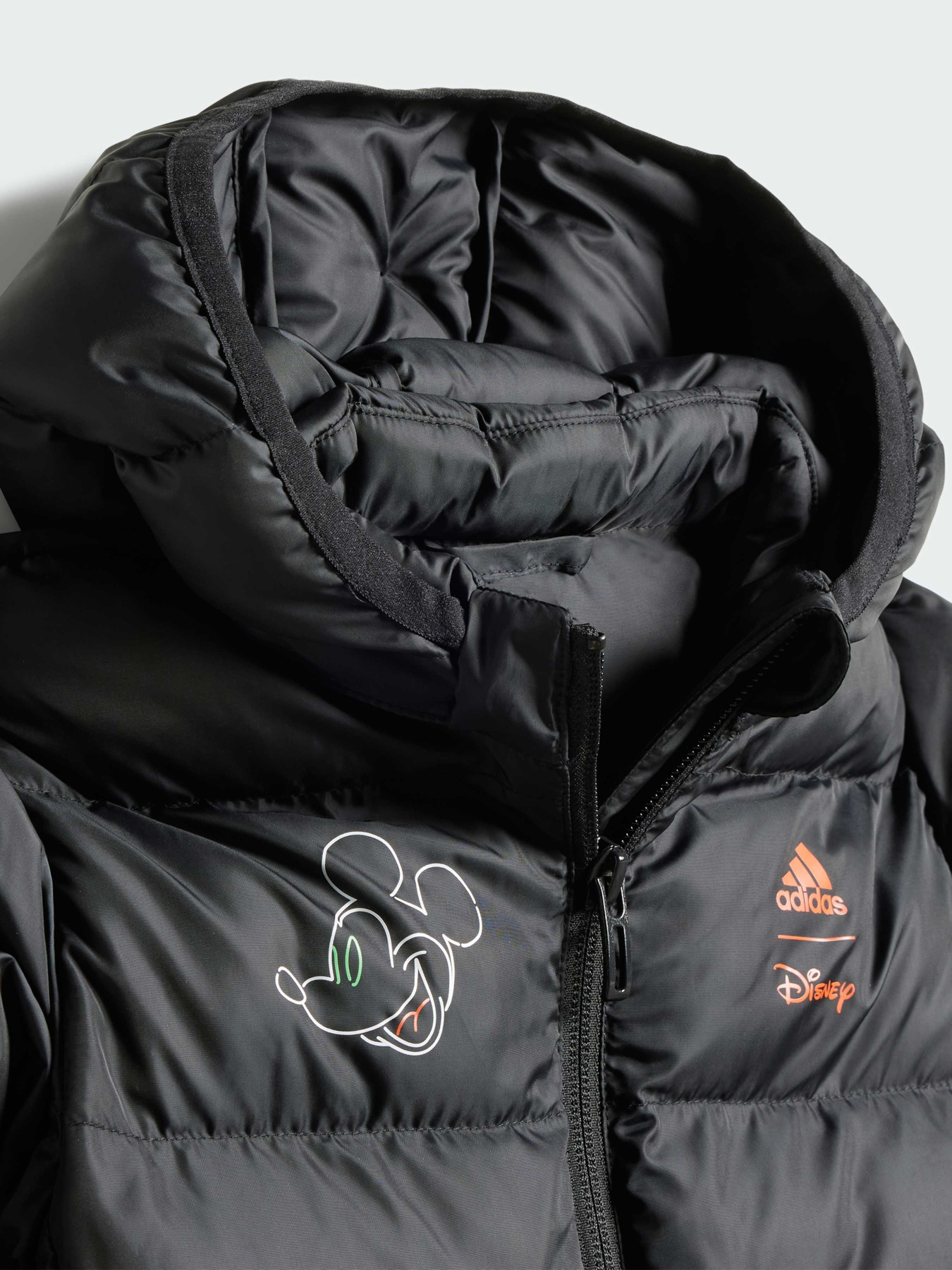 Зимняя куртка Adidas x Disney модель JL9172 Фото