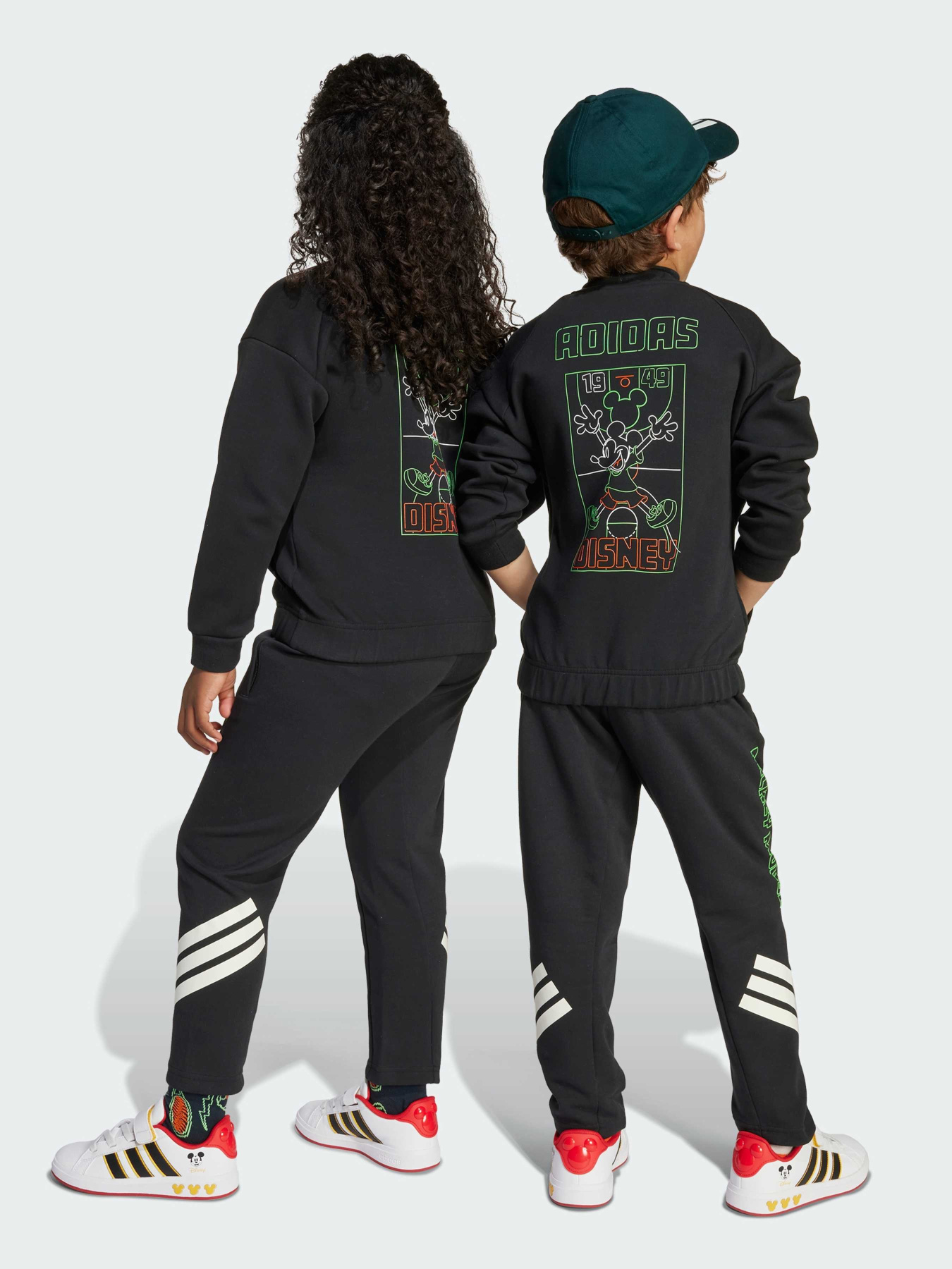 Брюки повседневные Adidas x Disney модель JL9189 Фото